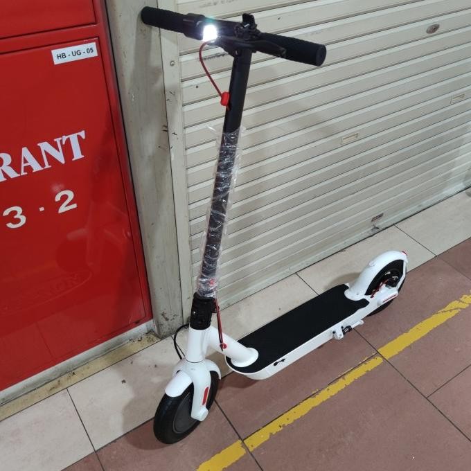 Skuter Listrik 10 Inch Ban Angin Scooter Electric