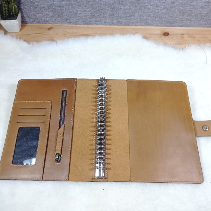 

Cover Binder Agenda Kerja Kulit Sapi Asli Free Grafir