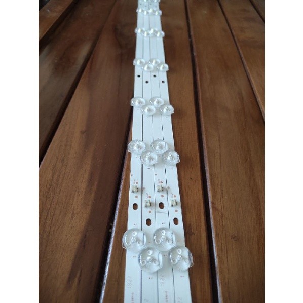 BACKLIGHT LED TV AKARI 42" LE 4289T2 LE 424399T2B LE 43P88 10led 3volt