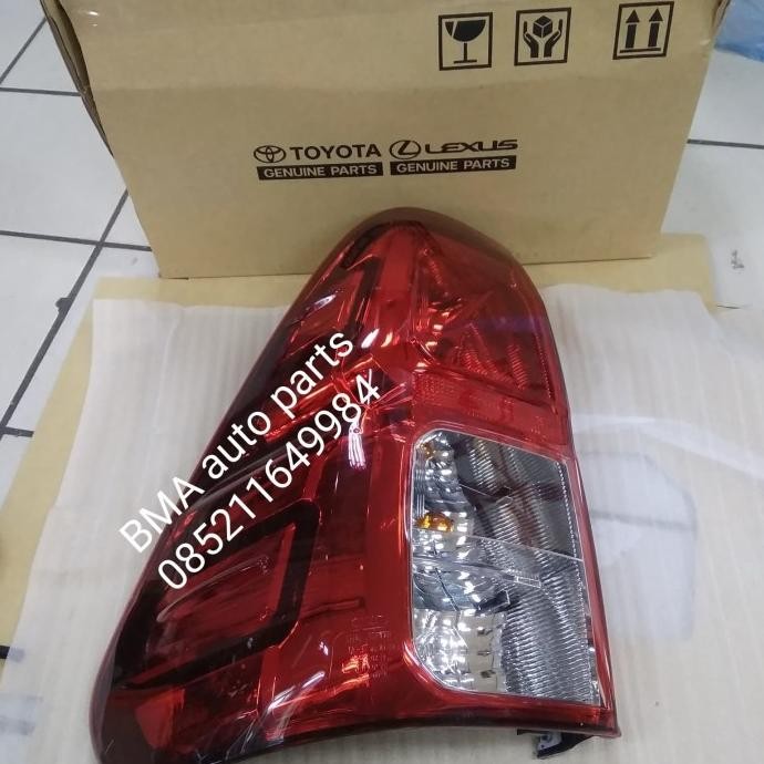// Lampu Belakang Stop Hilux Revo Original Thn 2016 Sampi 2019