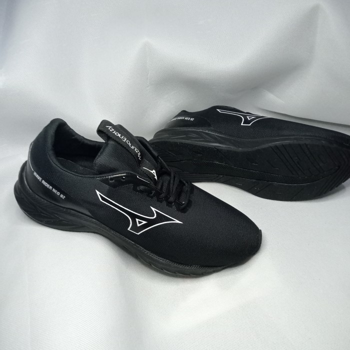 sepatu jumbo big size 46 47 48 49 50 cocok buat olahraga running ,voli