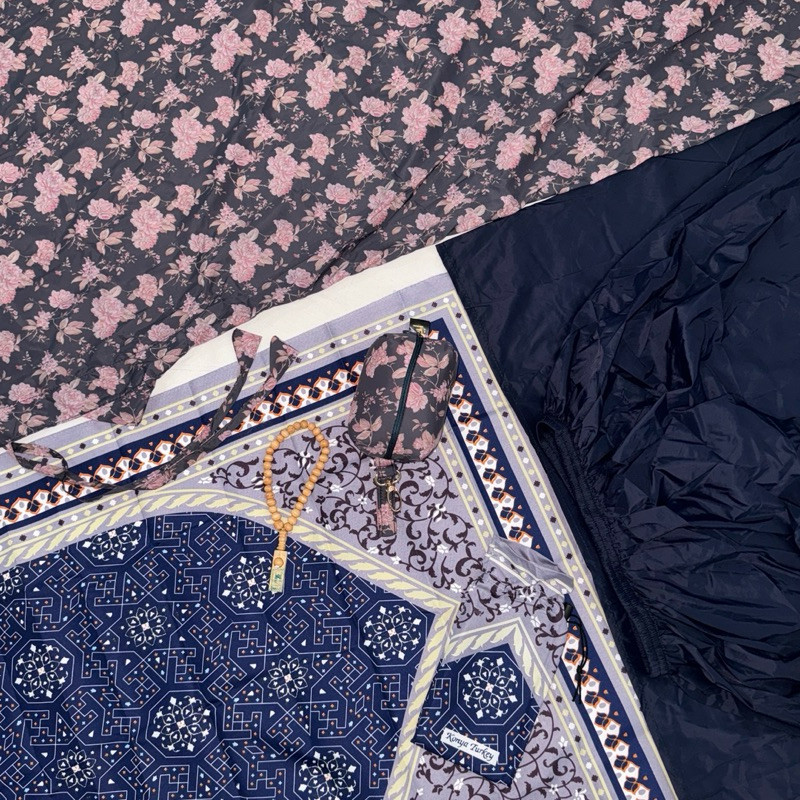 Terbaru Full Set Mukena Parasut Premium Motif + Sajadah Traveling Mini Pouch