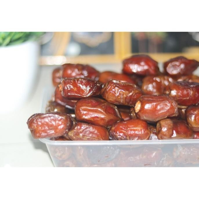 

Baru Kurma Mesir Golden Valey 1 Kg