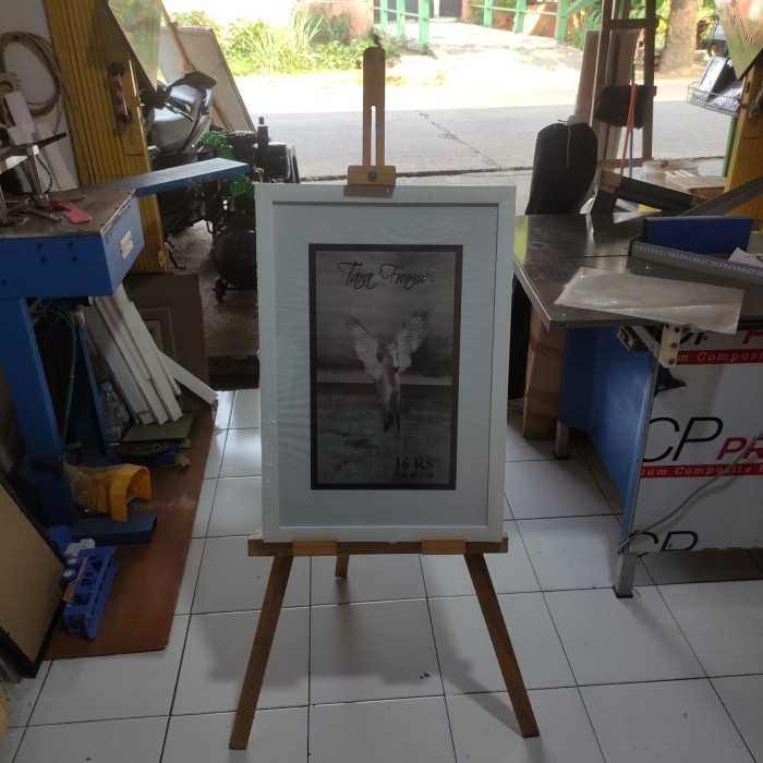 

standing foto kayu standing foto wedding besar