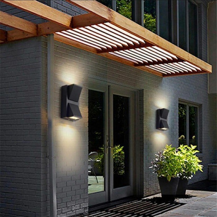 LAMPU DINDING OUTDOOR 2 ARAH DAN 1 ARAH