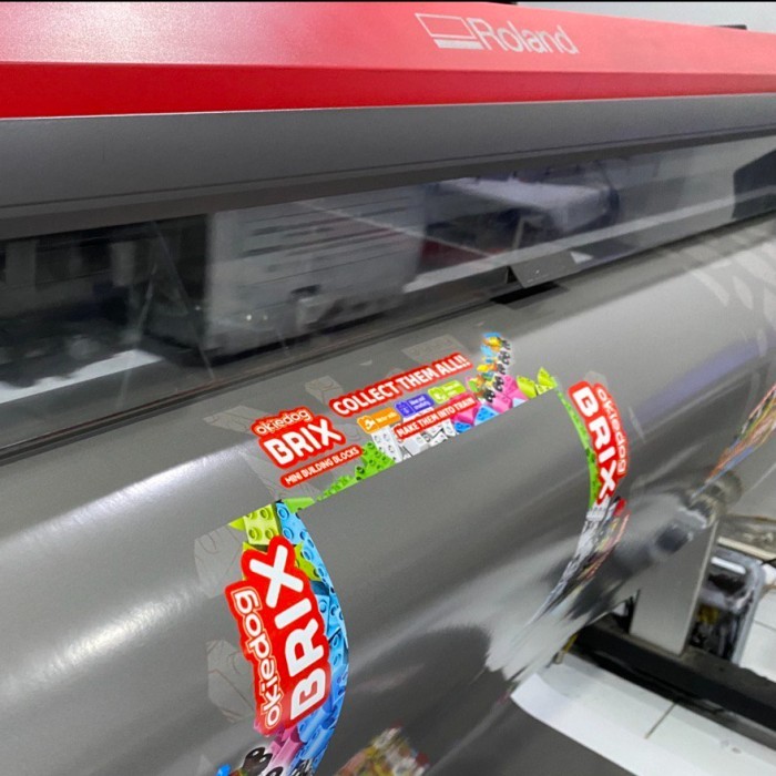 

Cetak Sticker Vinyl Ritrama - Indoor Roland + Laminating