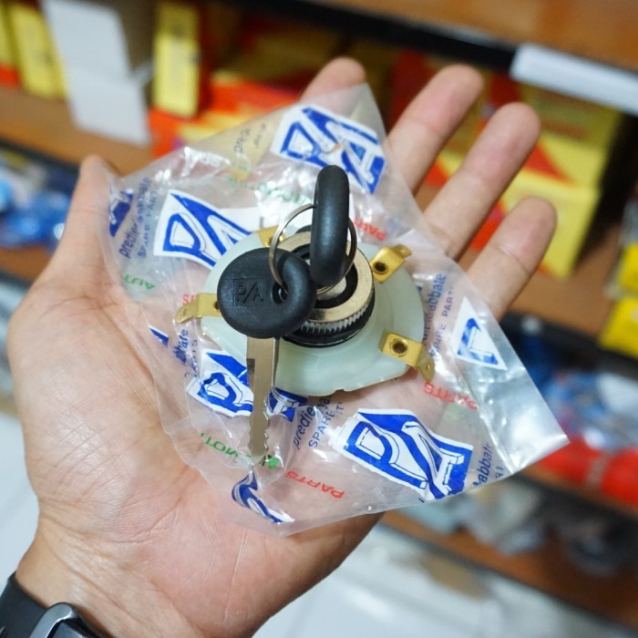 Buruan serbu] Kunci Kontak Starter Atas Stang Vespa Px Lama