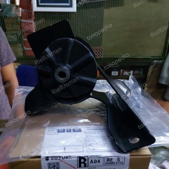 Engine mounting Kanan suzuki Karimun Estilo 3 cylinder
