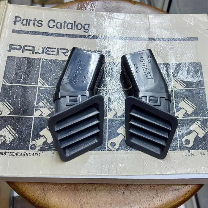 Kisi AC Pajero V43 3000cc Bagian Samping Kisi Ac Pajero Bensin V43