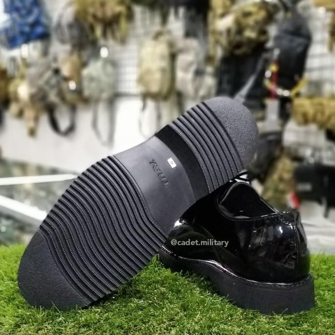 Sepatu PDH Trav Pendek