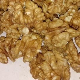 

500Gram Kacang Walnut Kupas Panggang / Roasted Walnut