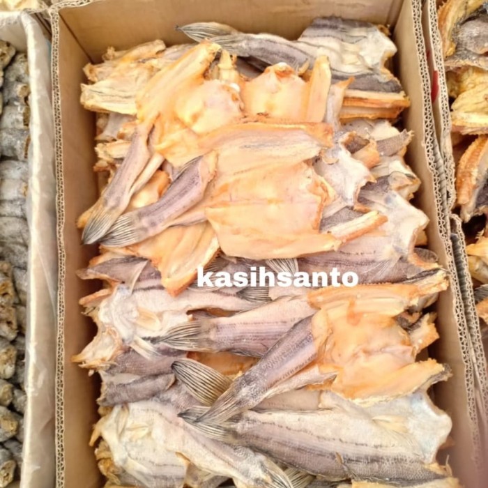 

IKAN ASIN GABUS KOLAM-1KG