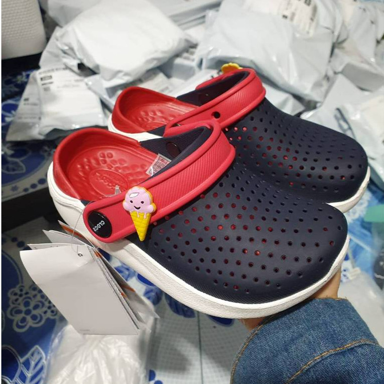 Promo Baru Beli 1 Pasang Dapat 2 Buah Boneka crocs LiteRide Clog kid Big Toe Shoes Anak-anak |8vpM3A