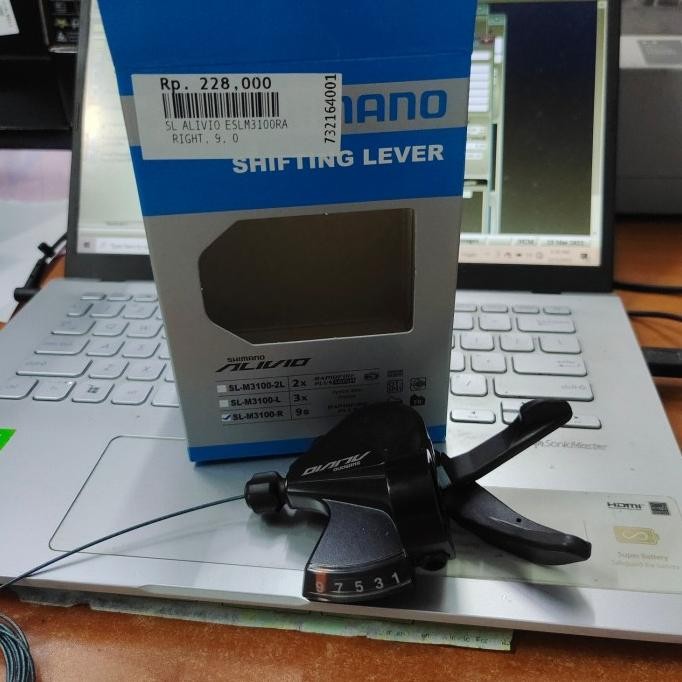 SHIFTER SL Alivio 3 x 9 speed M3100 Shifter R/L original dus The best
