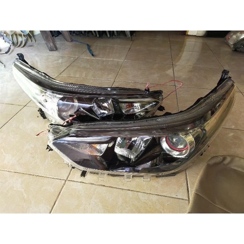 Headlamp Yaris 2018