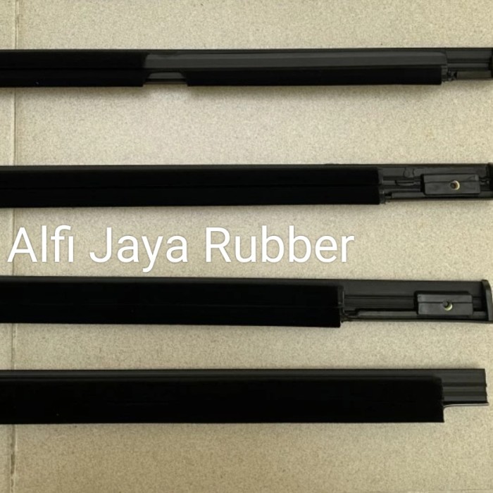 Pelipit Kaca Luar Panther Kapsul / Touring