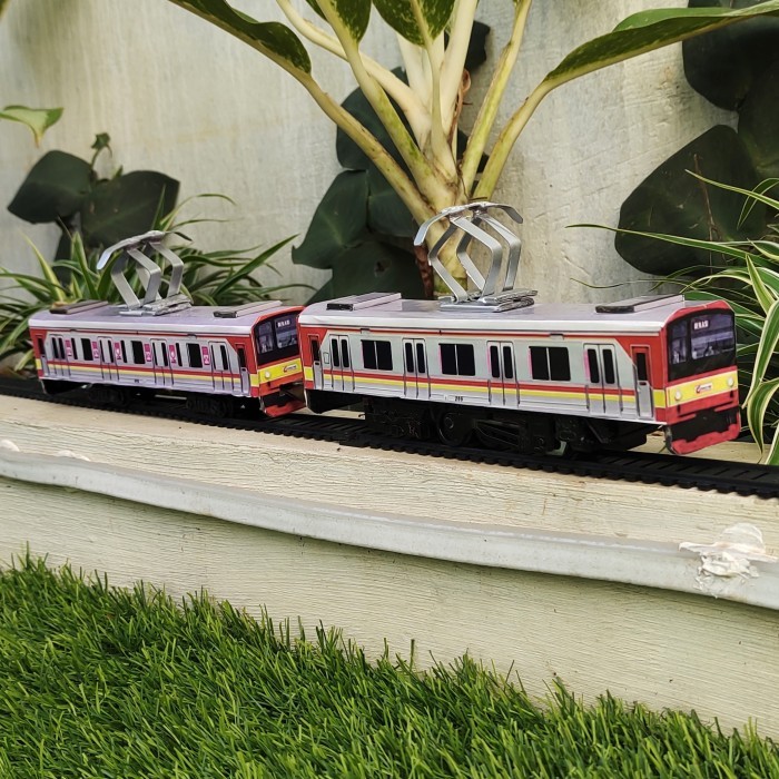 mainan anak kereta api commuter Line krl full set rel & baterai
