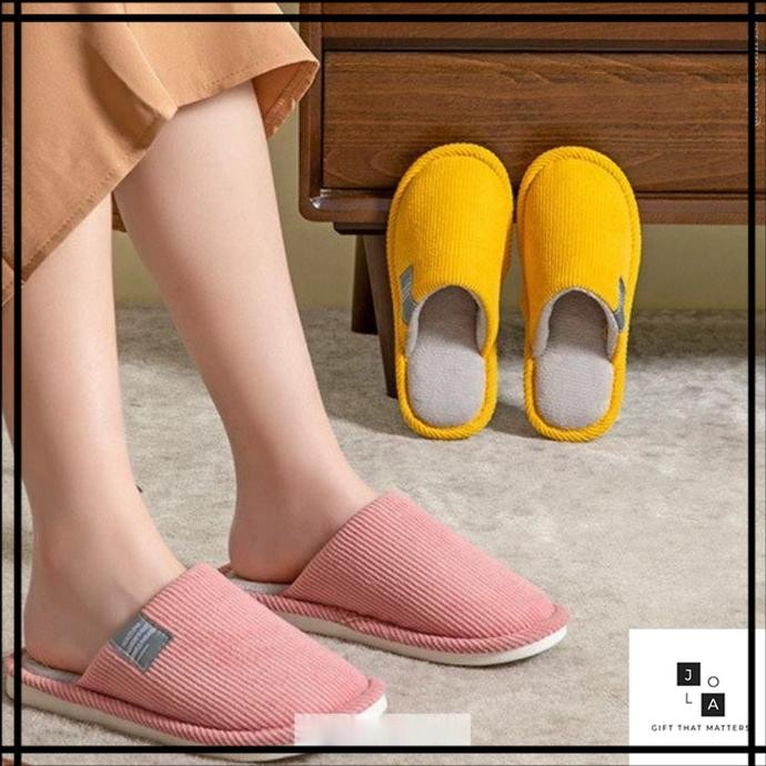 KEI Sandal Rumah Bulu Unisex Nyaman Empuk Wanita Pria Sendal anti slip Terlaris