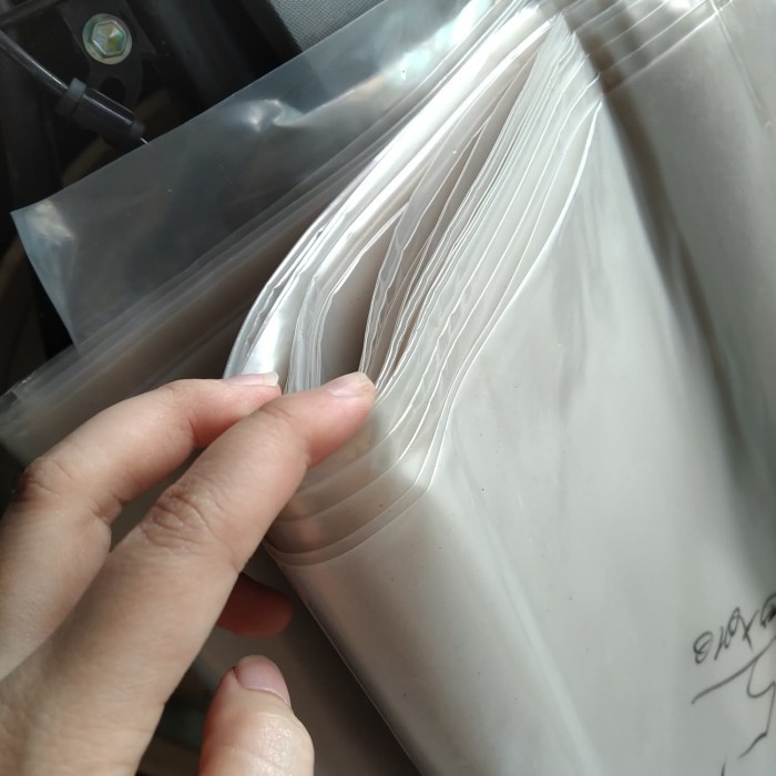 

Plastik Cor Bening Ekstra Tebal PE 1 Meter 100 micron