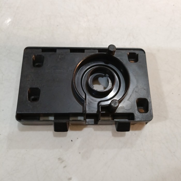 BRAKET DUDUKAN SELEKTOR SELECTOR MESIN CUCI POLYTRON