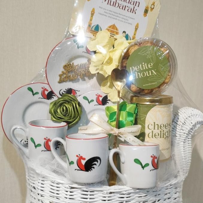 

Parcel Lebaran High Tea Package Kusho_Ari