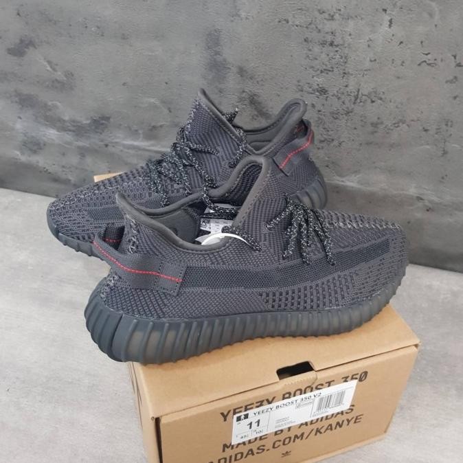 Sepatu Adidas Yeezy Boost 350 V2 Static Black Marsyaanggrita