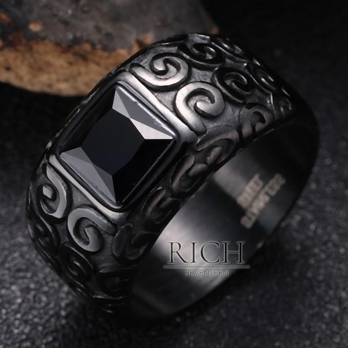 Cincin Titanium Pria Cincin Titanium Batu Permata Kristal Hitam