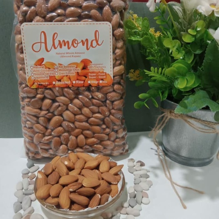 

KACANG ALMOND KUPAS PANGGANG VAKUM 1KG RASA ORIGINAL