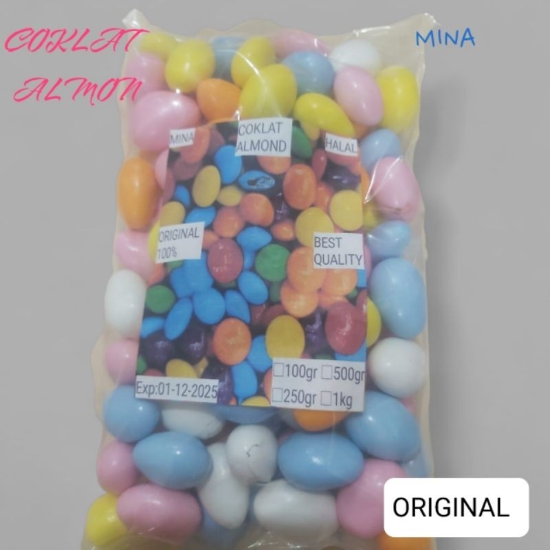 

Coklat Almond//Almond Coklat Dubai 1kg