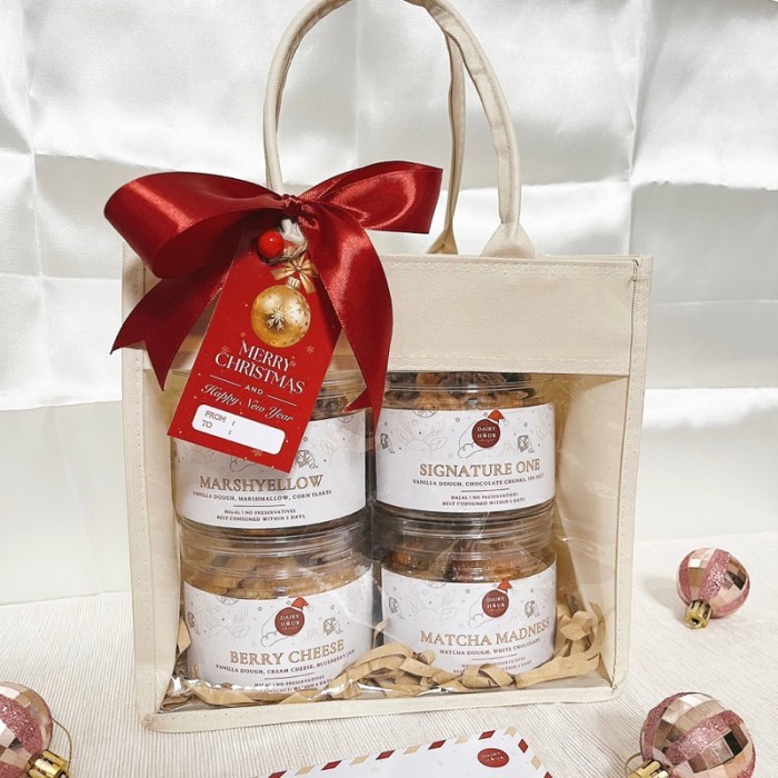 

PREMIUM CHRISTMAS HAMPERS KADO NATAL CHRISTMAS GIFT KUE KERING