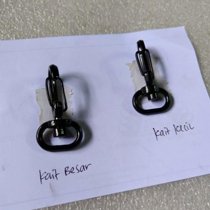 

Kaitan 1,4 cm hitam (100 pcs).