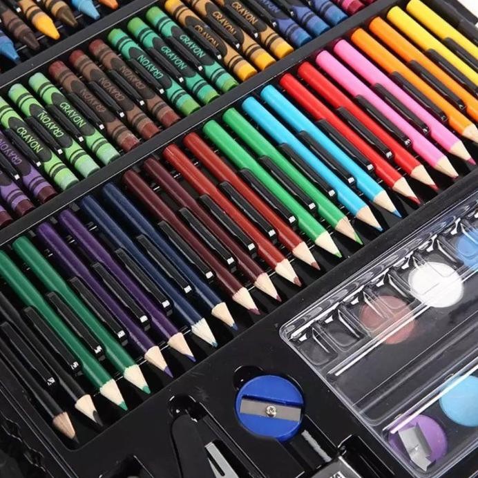 

SALE KUKE ART SET 150 & 208 PCS CRAYON KRAYON FULL SET 150 & 208 PCS PERALATAN GAMBAR LUKIS PENSIL WARNA 1 SET COLOURING PENSIL m-4