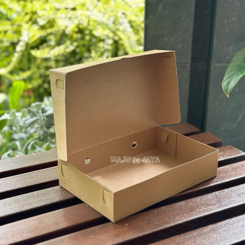 

Dus Box Martabak Laminasi Ukuran (21 X 13,5 X 4,5 Cm) Ketebalan 290 Gsm / Kotak Wadah Martabak Kraft