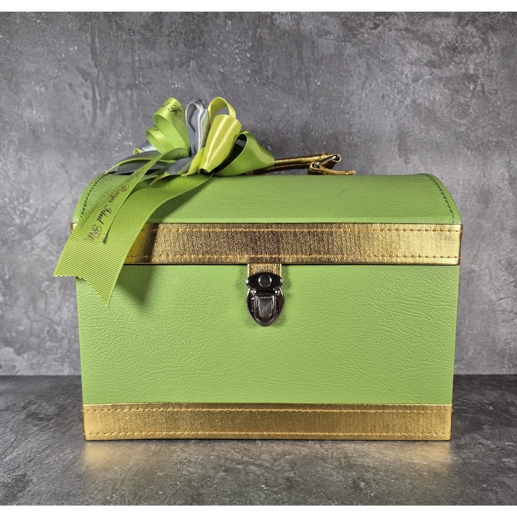 

Koper Harta Karun B / Box Hampers Lebaran Parcel Kue Kering Lebaran Idul Fitri