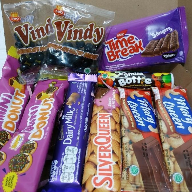 

Paket Hampers 10 Coklat Hadiah Ulang Tahun Valentine