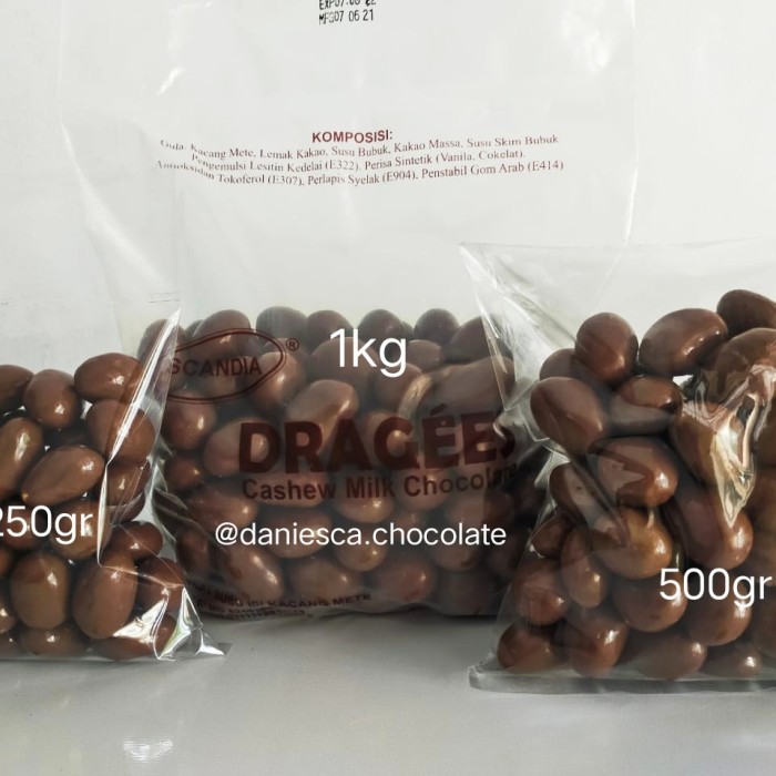 

1kg coklat Scandia cashew coklat isi kacang Mede seperti Delfi mede