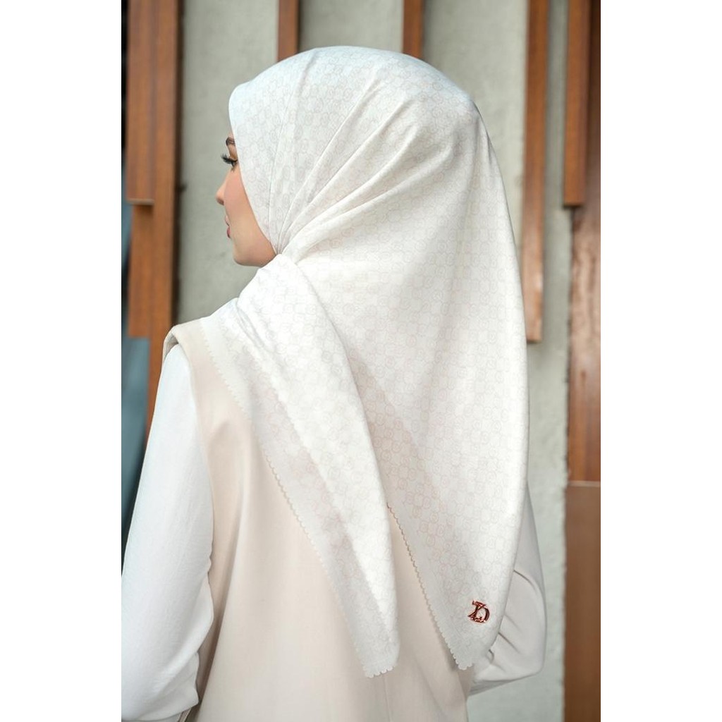 

READY STOCK ZYTADELIA INTERLOCK SERIES EXTENDED - MARSHMALLOW !!!!!