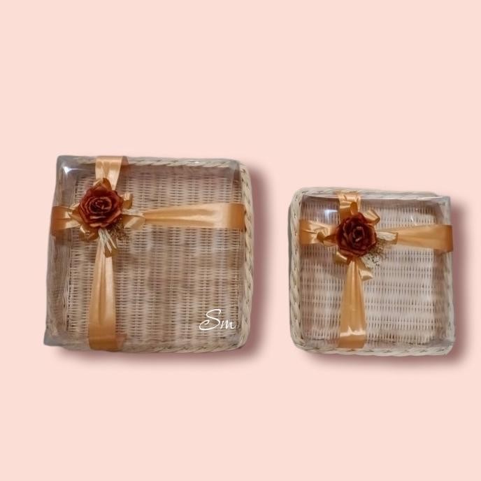 

Order Sekarang Kotak Hantaran Kue Mika Neo