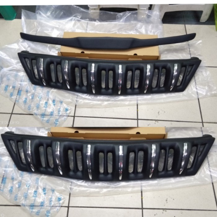 Grill grand innova 2012-2013 model prado