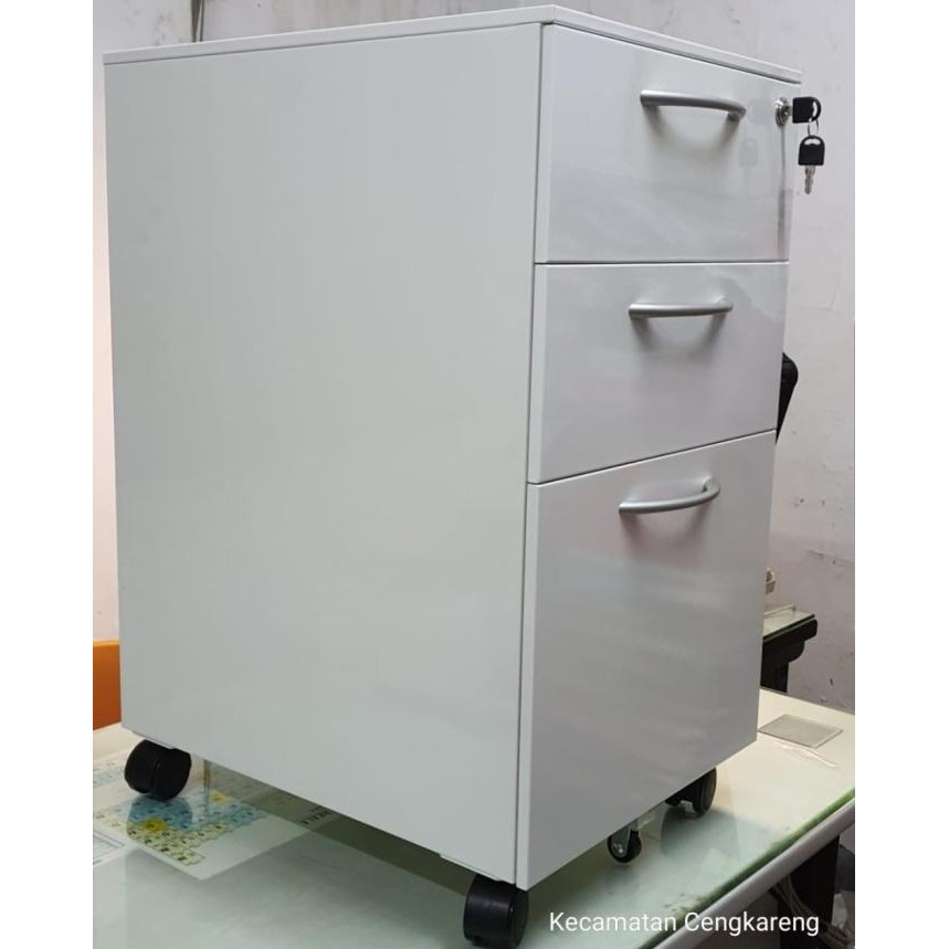 

Drawer Cabinet Lemari Arsip Besi Serbaguna (2 Susun + 1 File) Chantech