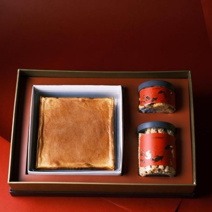 

Terlaris Classic Hampers Natal Imlek Lebaran/Lapis Cookies Natal Imlek Lebaran Ready Stok