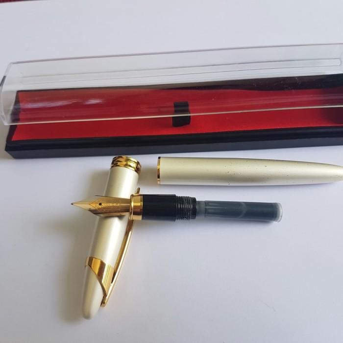 

PENA Langka..Fountain pen CRISTIAN MARTIN.Pena tinta isi ULang. Original