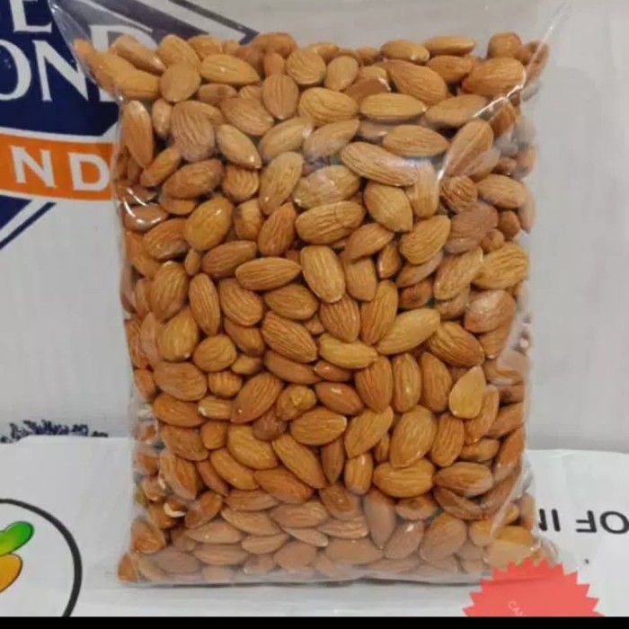 

PROMO roasted almond whole 1 kg/almond panggang/kacang almond kupas