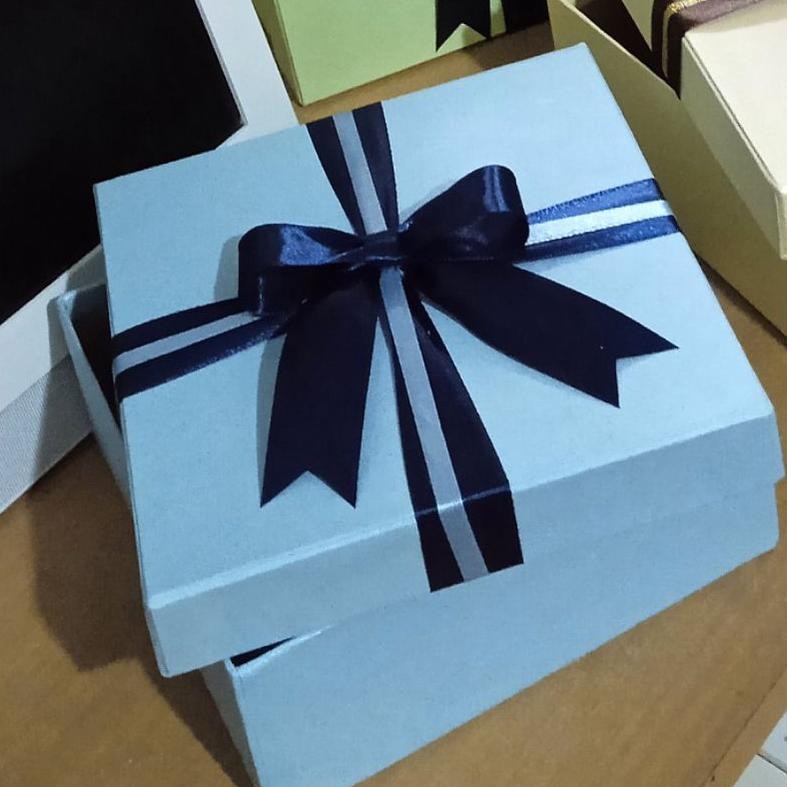 

TERMURAH BOX KADO, HAMPER BOX, BOX GIFT Hard box, gift box, kotak kado berpita hy-120