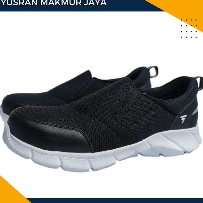 [Sale] Sepatu Safety Sneakers Slip On Pria Sport Sepatu Safety Jogger Casual - Hitam Putih , 39 Best