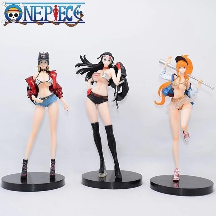 ACTION FIGURE ONE PIECE NAMI SEXY BASEBALL FIGURE PREMIUM
