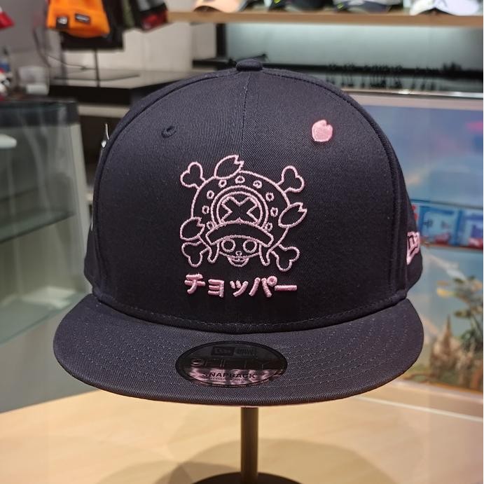 TOPI SNAPBACK Topi New Era 9Fifty x One Piece Tony Tony Chopper Navy Cap Original