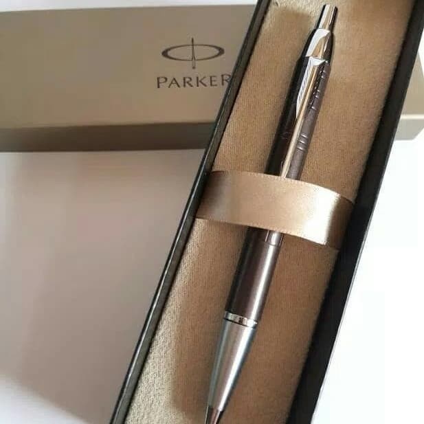 

Pulpen Parker Premium black seri IM
