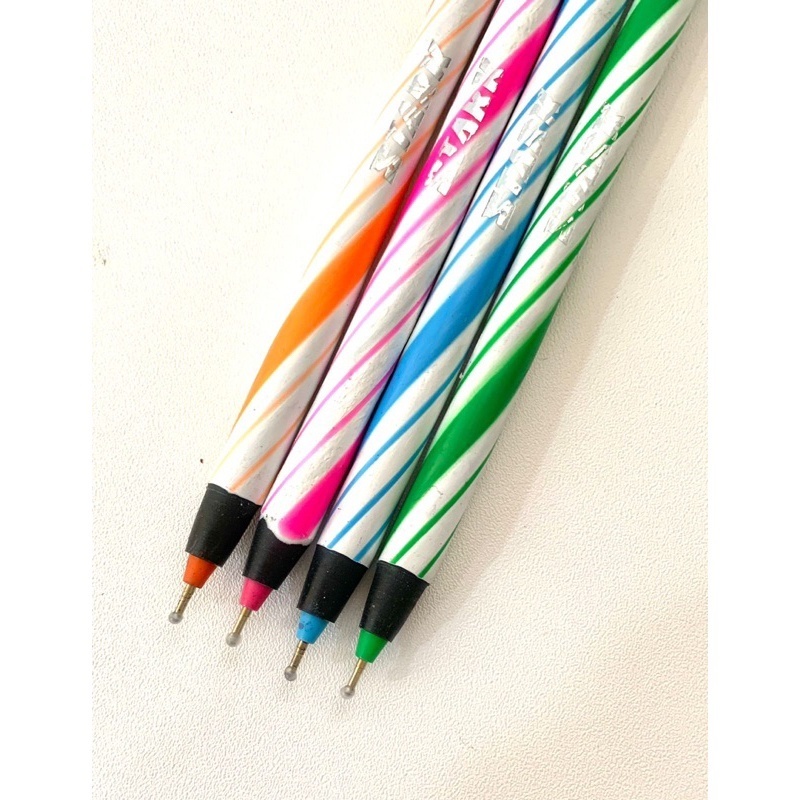 

(1Pack isi 12) Pulpen Stark ST-9106 BallPoint Ulir Lilin Hitam Murah
