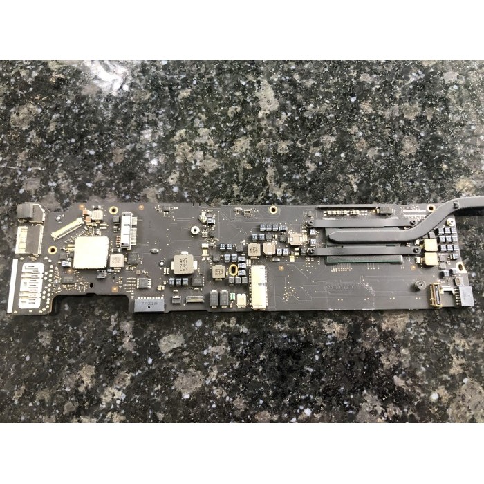 MESIN MAIBOARD MACBOOK AIR 13INCH A1466 KONDISI RUSAK